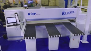 KDT industrinis supjovimo centras KS-832C. Pjaunamo paketo aukštis 90mm, dydis 3100x3200mm